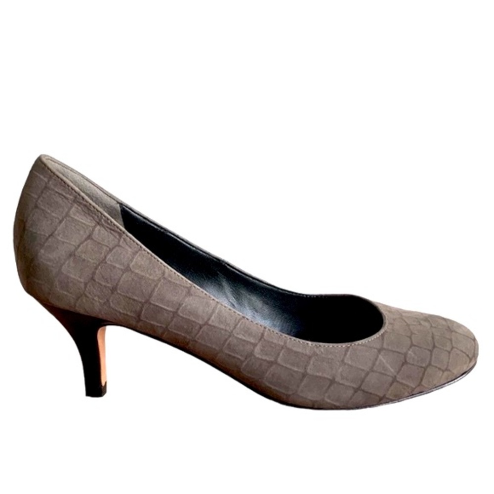 Cole Haan Nike Air Pumps Gray 7B Textured Suede Heels Business Casual Office